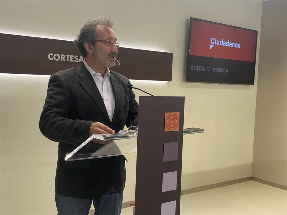 El diputado de Cs Aragón José Luis Saz.