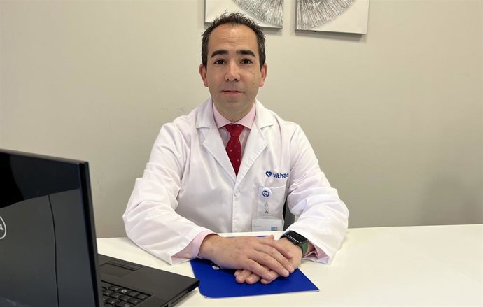 El responsable de la unidad integral para el abordaje de la obesidad del Hospital Vithas Xanit Internacional, José Rivas,