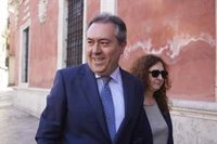 Espadas augura una "noche mágica" el 19J y un "gran susto" para Moreno: "El único trasvase de voto será de PP a Vox"
