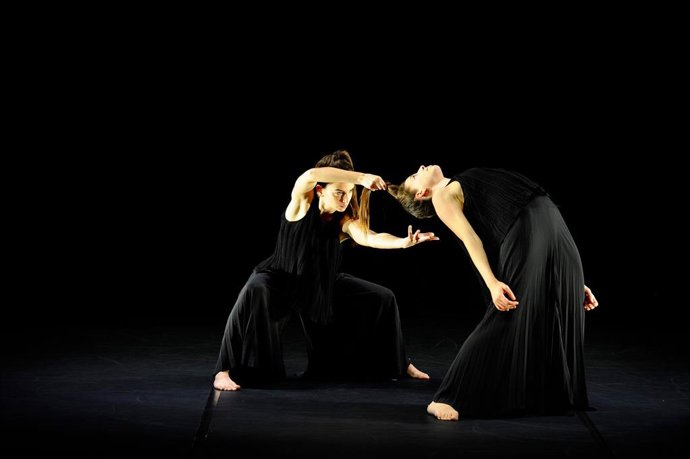 Archivo - Espectáculo de Cocinandodanza 'R-Flections'