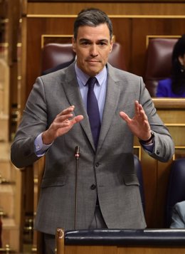 El presidente del Gobierno, Pedro Sánchez, interviene en una sesión de control, en el Congreso de los Diputados.