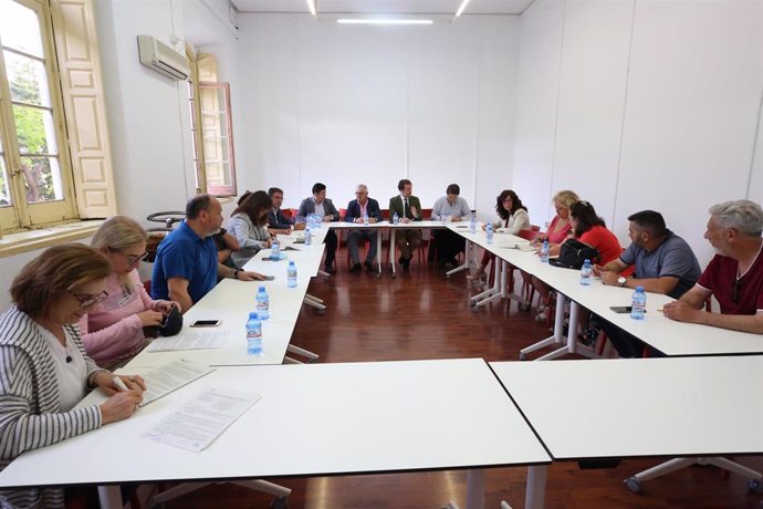 Firmado el acuerdo para regular las ofertas de estabilización de 324 plazas en la Diputación de Málaga