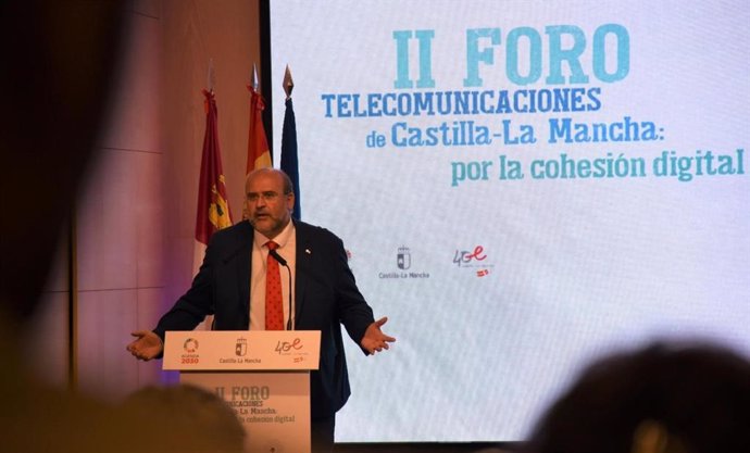 El vicepresidente participa en Tarancón el II Foro de Telecomunicaciones organizado por la Consejería de Desarrollo Sostenible.