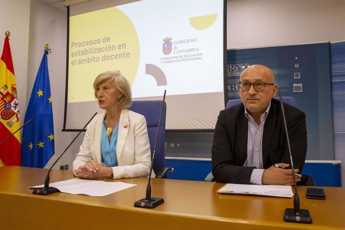 La Consejera De Educación, Marina Lombó, Y El Director General De Personal Docente,  Informan, En Rueda De Prensa, Sobre Los Procesos De Estabilización En El Ámbito Docente