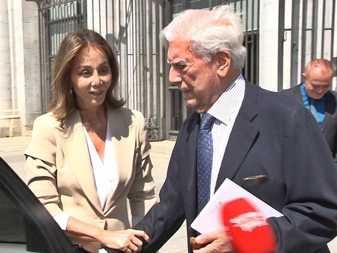 ISABEL PREYSLER Y MARIO VARGAS LLOSA