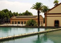 Un accidente químico en la potabilizadora de Manises obliga a desalojar viviendas cercanas