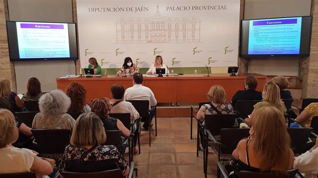 El Consejo de Igualdad y Participación de las Mujeres Jiennenses renueva sus asociaciones