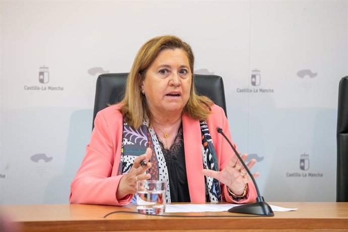 La consejera de Educación, Cultura y Deportes, Rosa Ana Rodríguez, ha presentado el Plan regional de Investigación Científica, Desarrollo Tecnológico e Innovación (PRINCET) 2021-2024.