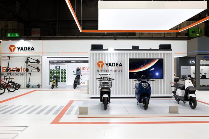 Archivo - La marca de 'e-scooters' Yadea llega a España para superar los 200 puntos de venta y posventa este año