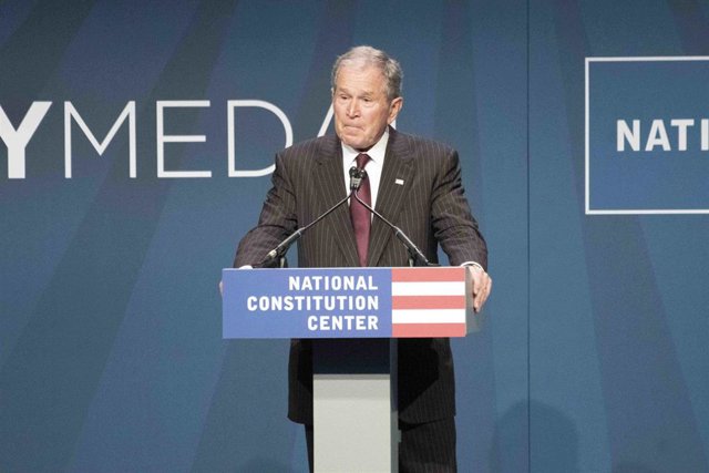 Archivo - El expresidente de Estados Unidos George W. Bush