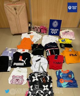 Imagen de las prendas intervenidas por la Policía Local