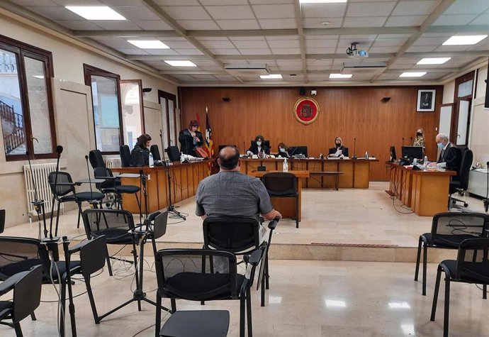 El acusado, durante el juicio celebrado este jueves en la Audiencia Provincial de Baleares.