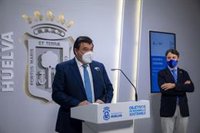 El alcalde de Huelva valora "muy positivamente" que el CSN "avale" el proyecto de las balsas de fosfoyesos