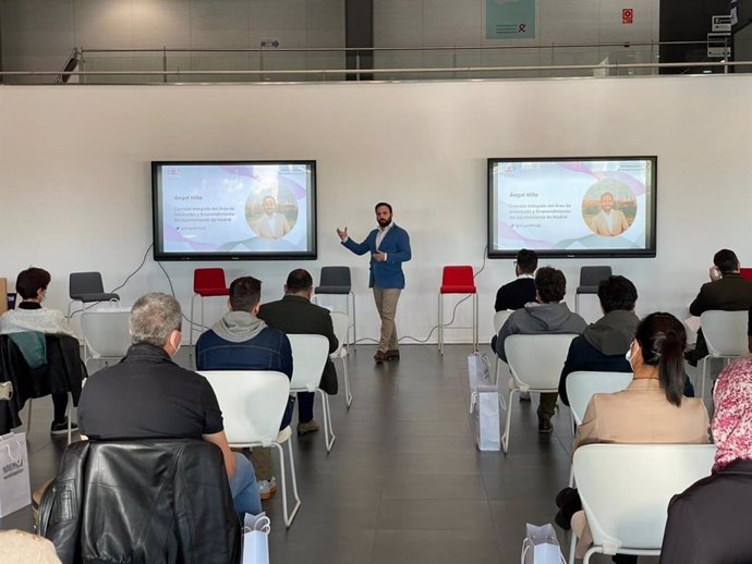 Archivo - El concejal delegado de Innovación y Emprendimiento, Ángel Niño, participa en la presentación del I Programa de Aceleración de Viveros de Empresas de Madrid