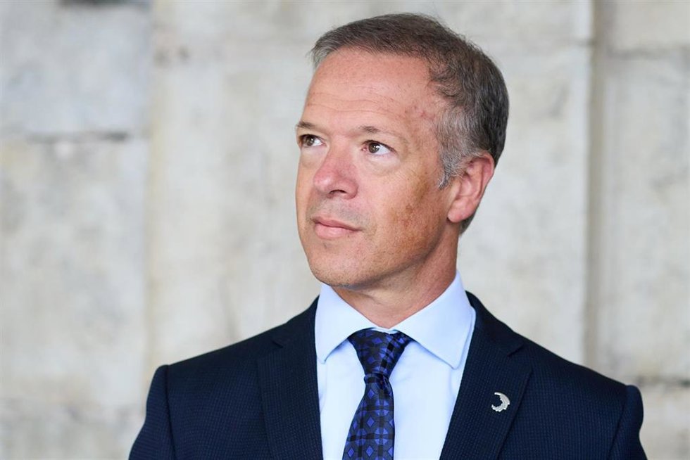 El presidente del Senado, Ander Gil, a su llegada a un encuentro con el presidente del Parlamento de Cantabria, en el Parlamento, a 12 de mayo de 2022, en Santander, Cantabria (España).