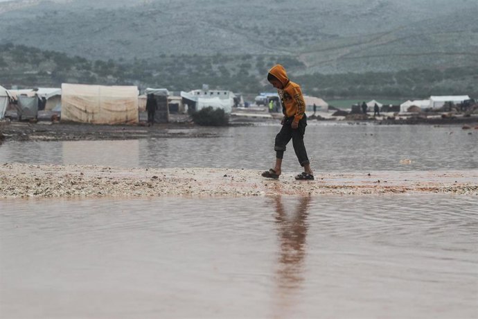 Archivo - Campamento para desplazados internos de Tal Amin, en Siria