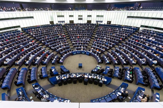 04 May 2022, France, Strasbourg: European Parliament MPs attend a session at the plenary hall of the European Parliament in Strasbourg. The EU Parliament is discussing the situation in Ukraine and is expected to discuss a sixth package of sanctions agai
