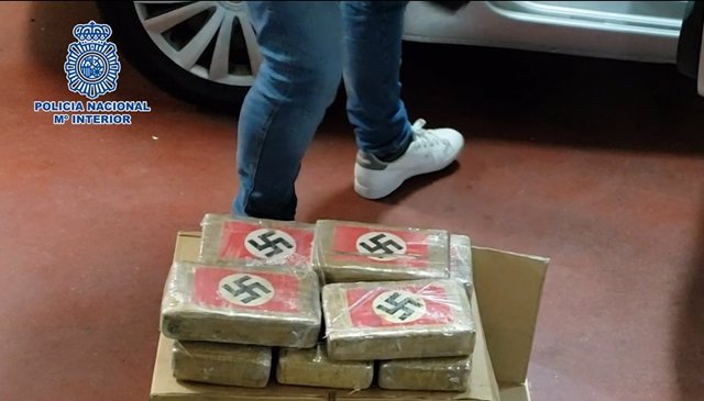 Archivo - Policía desarticula una banda que traía cocaína desde Iberoamérica e incauta 52 kilos en vehículos