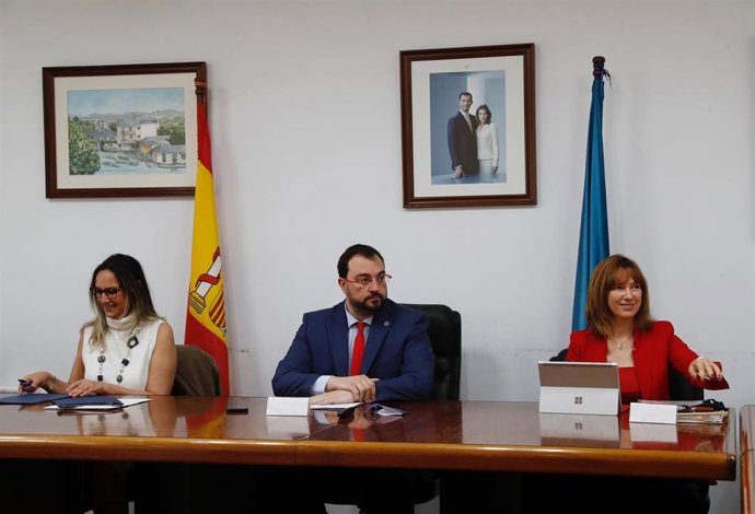 Fotos Reunión Consejo Gobierno