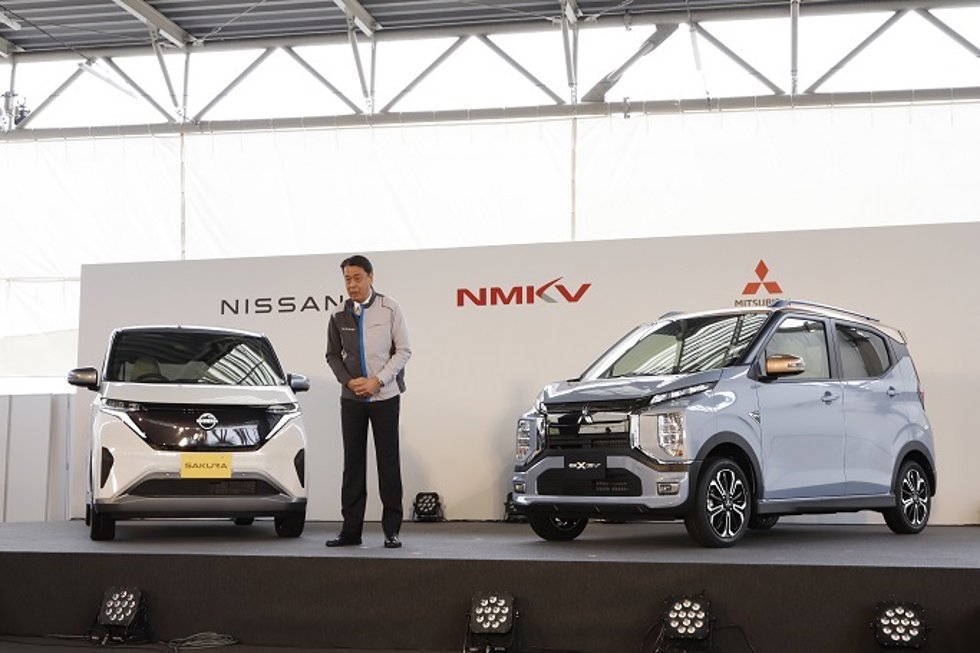 Nissan y Mitsubishi presentan su mini vehículo eléctrico desarrollado por NMVK