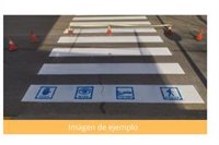 La oposición reclama el informe que "imposibilita" usar en Sevilla pictogramas en pasos de cebra para autistas