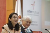 Llop sobre el empadronamiento de Olona: "Las elecciones son la base de la democracia y no se deben retorcer las normas"