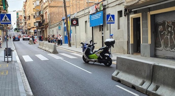 Archivo - Entorno escolar en L'Hospitalet de Llobregat (Barcelona)