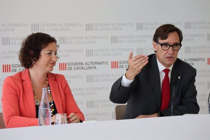 Alícia Romero y Salvador Illa (PSC) en una reunión en Tarragona el 20 de mayo.