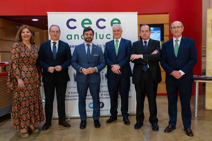 Jornada 'La Educación en el siglo XXI' de CECE-A