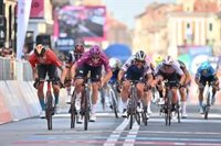 Arnaud Démare triunfa en Cuneo y se corona en este Giro con tres etapas