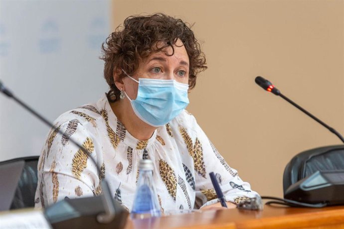 Archivo - La  directora xeral de Pesca, Acuicultura e Innovación Tecnolóxica, Mercedes Rodríguez, en el Parlamento