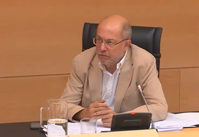 Francisco Igea interviene en la Comisión de Cultura, Turismo y Deporte.