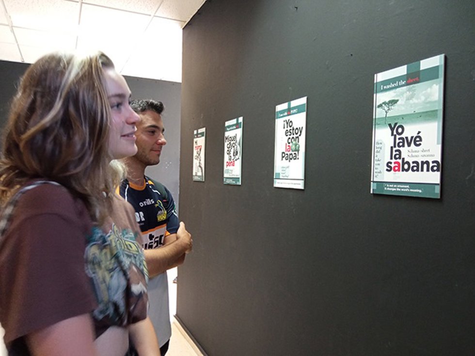 Una Recopilación De Cartelería Sobre El Incorrecto Uso Del Español Diseñada Por El Profesor Del Columbia College Chicago, Elio Leturia, Con Tono De Humor Es La Nueva Propuesta De Galería Central, Espacio Expositivo  De La UMA