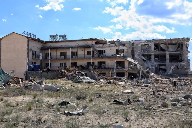 Edificio ucraniano en Odesa alcanzado por misiles rusos