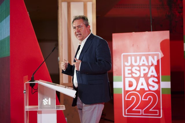      El secretario general del PSOE de Andalucía y candidato a la Presidencia de la Junta en las elecciones del 19 de junio, Juan Espadas