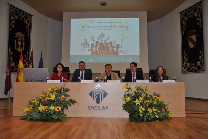 Inauguración del X Encuentro Internacional de Comunidades de Aprendizaje en Cuenca.