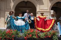 El alcalde de Almería aplaude la "ilusión" de un movimiento vecinal "moderno" que ayuda a hacer "una ciudad mejor"