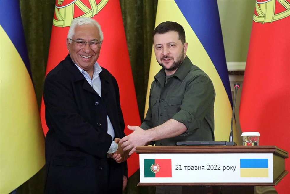 António Costa y Volodimir Zelenski durante su encuentro en Kiev 