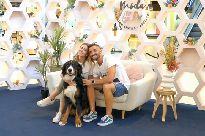 Participantes en el concurso 'Moda On' de Puerto Venecia.