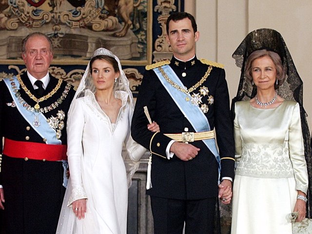 Don Felipe VI y Doña Letizia, dieciocho años de su impresionante 'Sí, quiero'