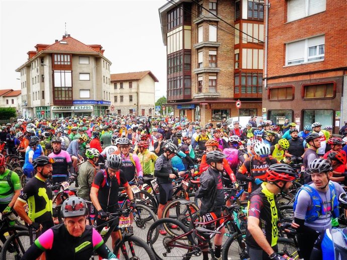 'Los 10.000 Del Soplao'