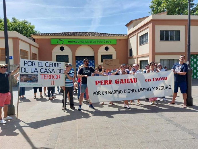 Unos 40 vecinos de Pere Garau reclaman un plan que "atienda  a la realidad y necesidades del barrio"