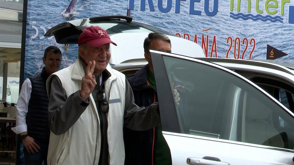 El emérito, sobre su reunión con Felipe VI en Madrid: "Pregunta tú, yo estoy aqu