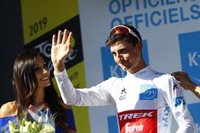 Ciccone se exhibe en Cogne y Carapaz sigue de rosa