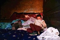 El mundo supera por vez primera los cien millones de desplazados forzados