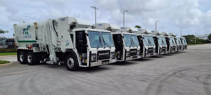 Camiones de FCC Servicios Medio Ambiente en Florida