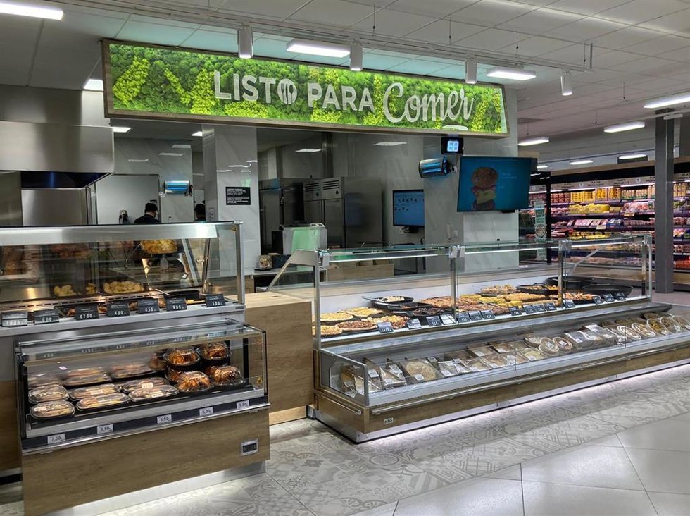 Sección Listo para Comer con el libre servicio en un Mercadona