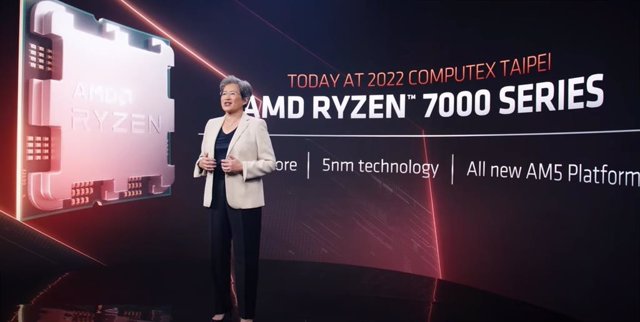 La presidenta y consejera delegada de AMD, Lisa Su, presenta los nuevos procesadores Ryzen 7000.