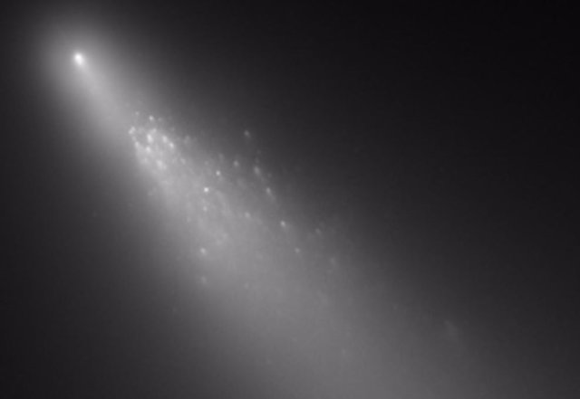 Observación del cometa 73P/SW3 con el telescopio Hubble
