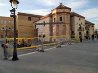 De la Torre confirma que la pérgola de Santo Domingo "en pocos días" se trasladará a la plaza de los Filipenses